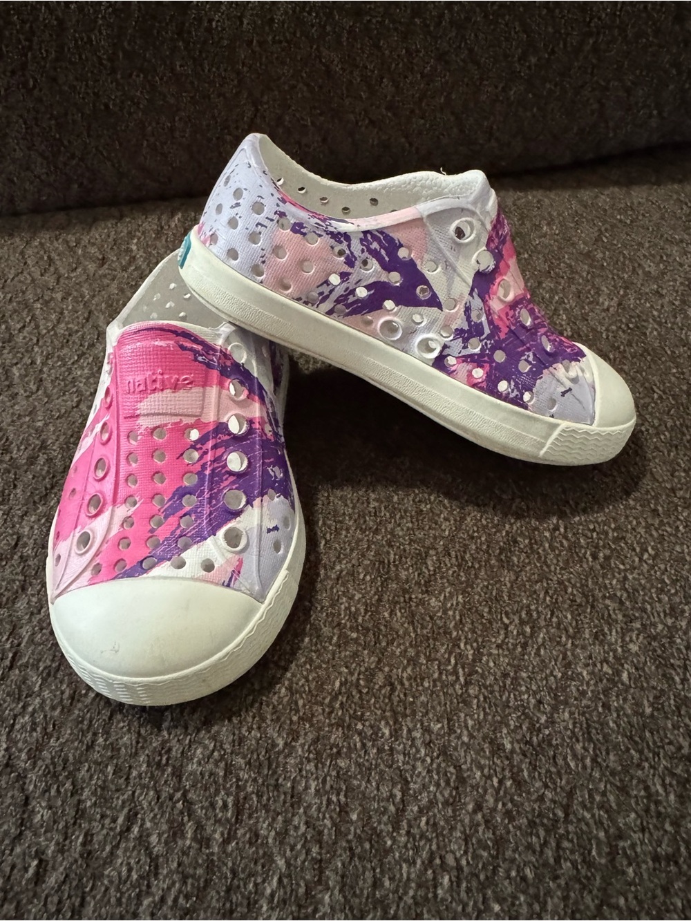 Native Kids Slip-On Sneakers in Pink & Purple Splash